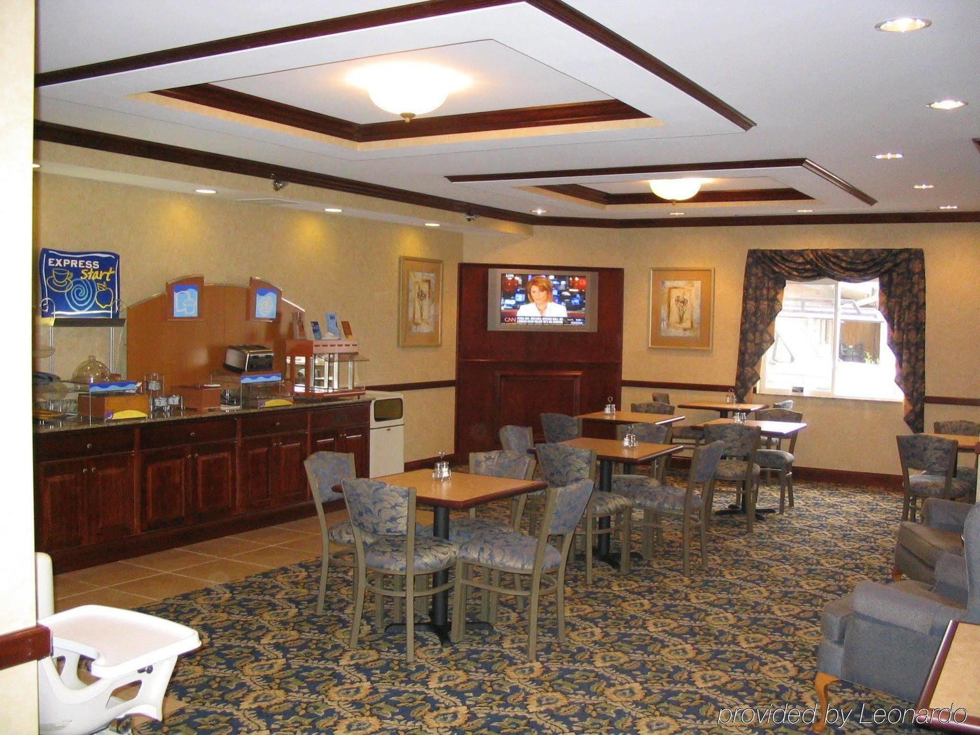 Holiday Inn Express Jamestown, An Ihg Hotel Restaurant photo